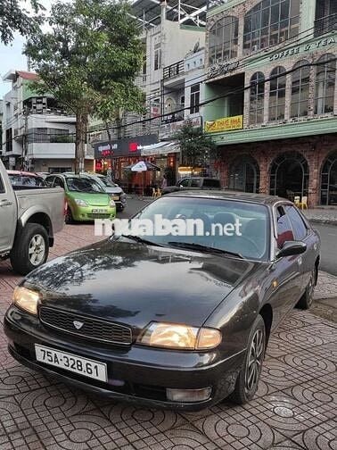 Nissan bluebird AT chất xe đẹp