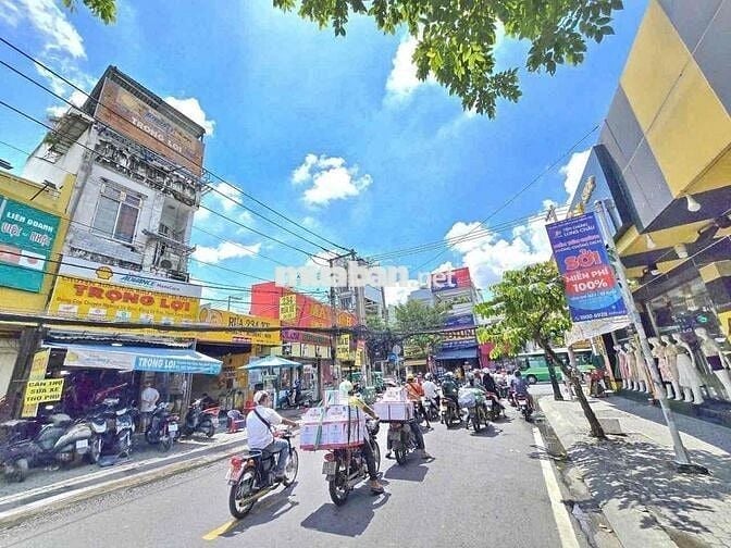 BÁN NHÀ MẶT TIỀN LÂM VĂN BỀN, KINH DOANH BUÔN BÁN ĐA NGHÀNH NGHỀ