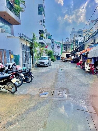 HẺM XE HƠI THÔNG NGUYỄN VĂN KHỐI, P11,GV,47,5M2 2PN,SÂN THƯỢNG 4.35 TY