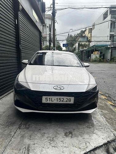 Hyundai Elantra 2024 1.6 AT Tiêu chuẩn  - 30000 km