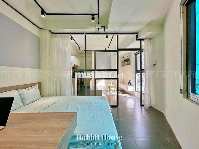 CHO THUÊ CĂN HỘ FULL NỘI THẤT CỬA SỔ BAN CÔNG NGUYỄN TRÃI QUẬN 1