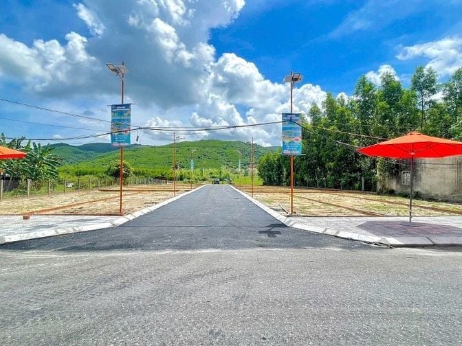 BÁN ĐẤT MẶT TIỀN ĐƯỜNG NHỰA 5M5 GIÁ CHỈ 