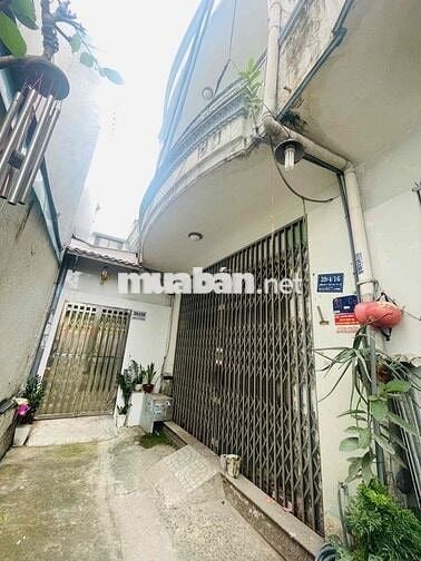 Bán Nhà dt 4.3 nở hậu 5.7 dài gần 8m. rất rộng. trệt lầu. chỉ 3.85tỷ