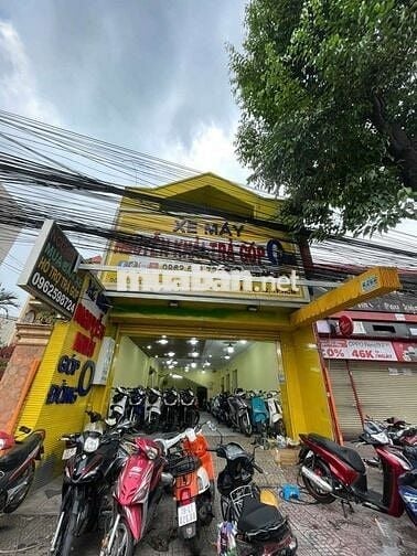 Nhà mặt tiền ngay ngã tư Trường Chinh Và Phan Văn Hớn dt 6,5×25
