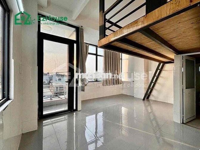 CĂN HỘ CÓ GÁC RỘNG BAN CÔNG SỔ THOÁNG, AN NINH GẦN CẦU VƯỢT 3 THÁNG 2