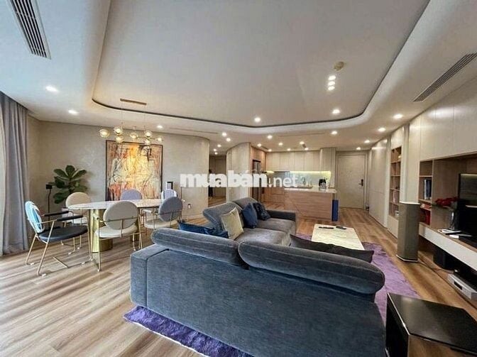 Em cần cho thuê căn hộ cao cấp tại wartermark tây hồ giá chỉ 2000$