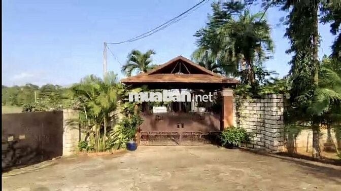 Đất vị trí đẹp 2MT TX.Phú Mỹ, DT 237m2 (TC 118m2)