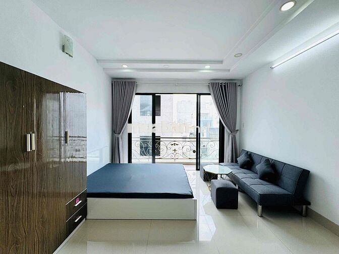 Căn Hộ Stu Ban Công 35m2 FullNT Rộng Thoáng Hẽm Oto An Ninh Gần PVĐ