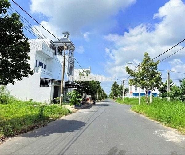 Dì gửi bán lô đất 60m2 tại Tân Liêm, Phong Phú, Bình Chánh - Đã có sổ
