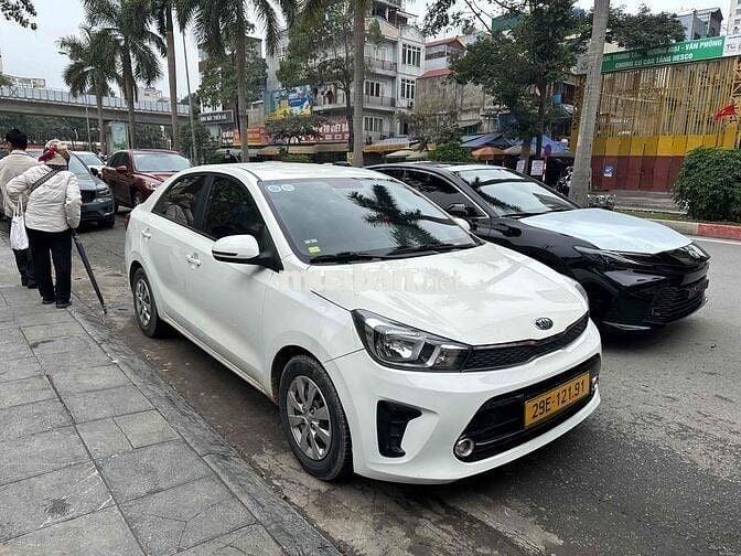 Kia Soluto 2021 1.4 MT - 400000 km