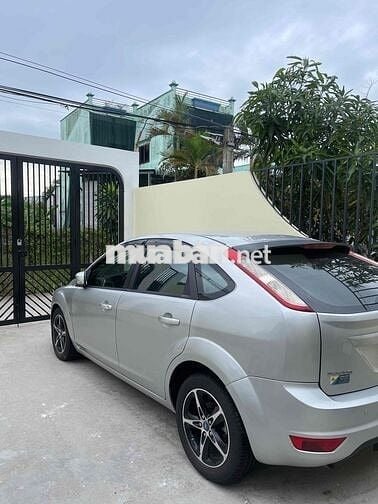 Ford Focus 2010 1.8 AT - 80000 km