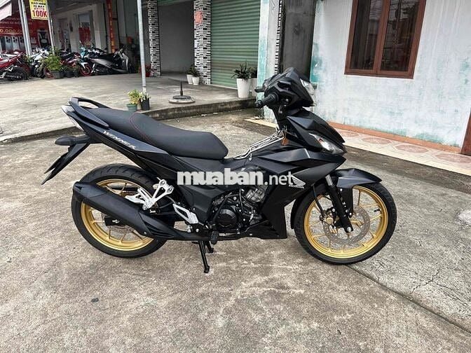 Winer V1 bản đen nhám chính chủ 60 có trả góp