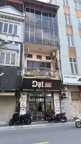 Cho thuê nhà mặt phố Thuỵ Khuê, Tây Hồ, DT 36m2, mặt tiền 4,3m, 4 tầng