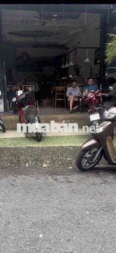 CHO THUÊ MẶT BẰNG ĐƯỜNG ĐỘI CUNG, WC RIÊNG LỐI ĐI RIÊNG