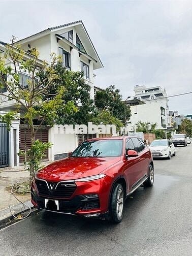 VinFast Lux SA2.0 2020 2.0 AT - 60000 km