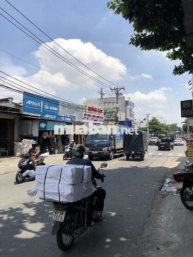 Mặt tiền nội bộ gần bình long 4 x 22 lửng 2pn