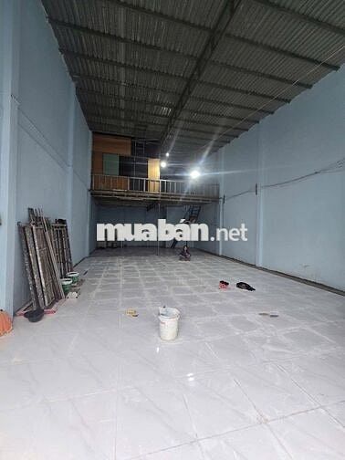 Cho Thuê Kho Xưởng DT 10 x 20m Hẻm xe Tải. Giá 20 triệu