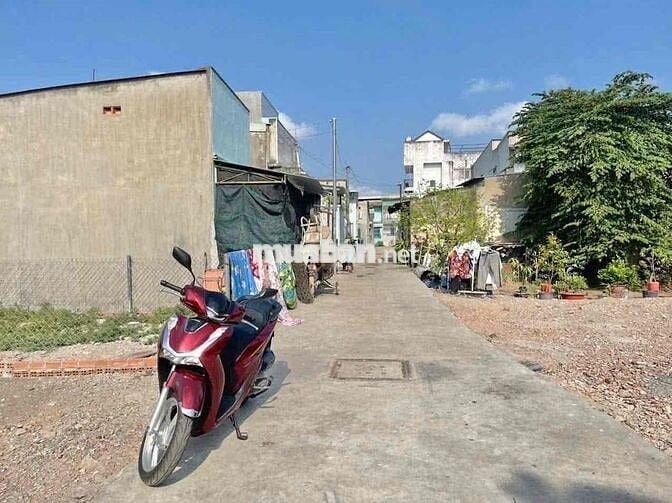 bán lô đất hẻm Nguyễn Tri Phương sát trung tâm hành chính dĩ an