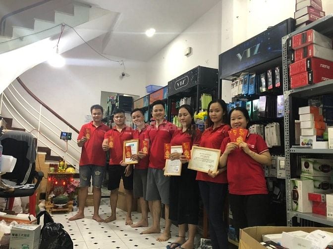 Nhân viên KHO làm việc Bình Thạnh