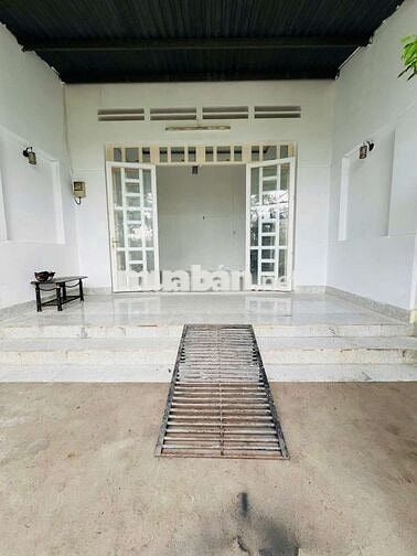 Cho thuê nhà Thạnh xuân 52 SÂN Ô TÔ DT 5,5X18M