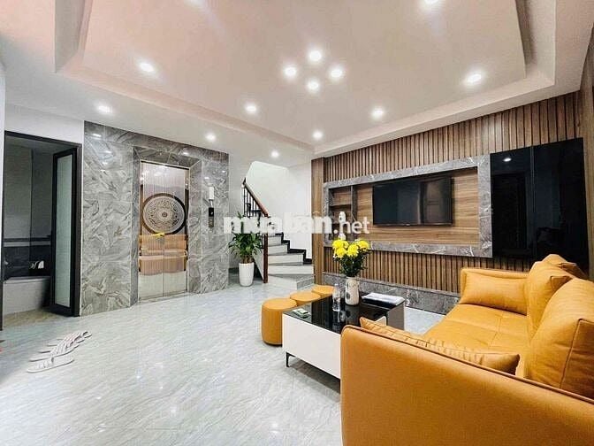 Dương Quảng Hàm 6 Tầng Thang Máy 44m2 Nhỉnh 9 Tỷ