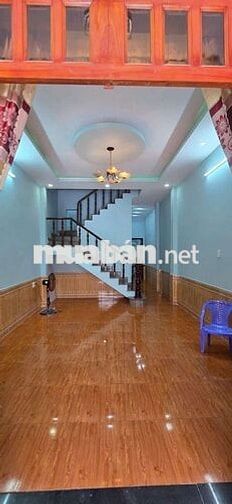 Cho thuê nhà gần ngã tư Bình Trị cách Nguyễn Thị Minh Khai 100 m