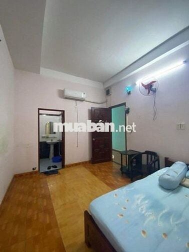 Phòng 20m2 nội thất   - Trung tâm hành chính Dĩ An.
