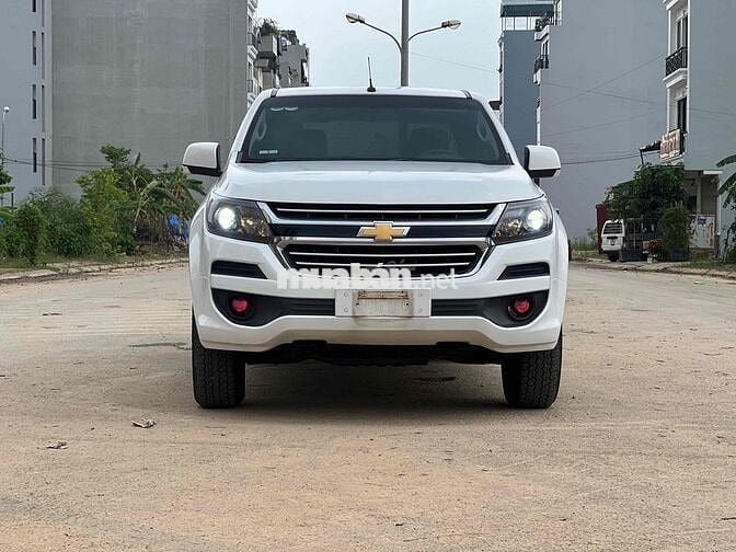 Chevrolet Colorado 2018 LT 2.5 MT 4WD - 800000 km