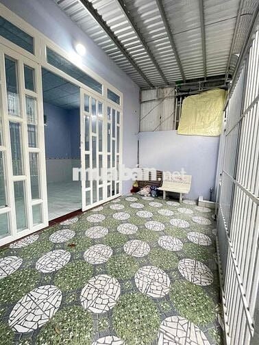 Nhà 6x17m 2 phòng hẻm Nguyễn Đệ - đậu được ô tô