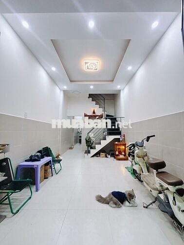 NHÀ ĐẸP Q4 - 2 TẦNG- 35m2 - KO QH- CHỈ 3 TỶ NHỈNH