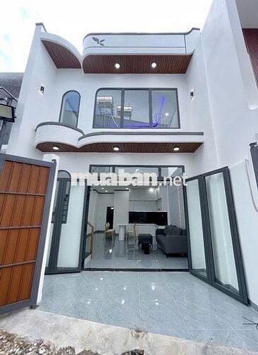 Nhà 1 trệt 1 lửng 5x12 giá 1tỷ590 gần rap BHD Phường Long Khánh
