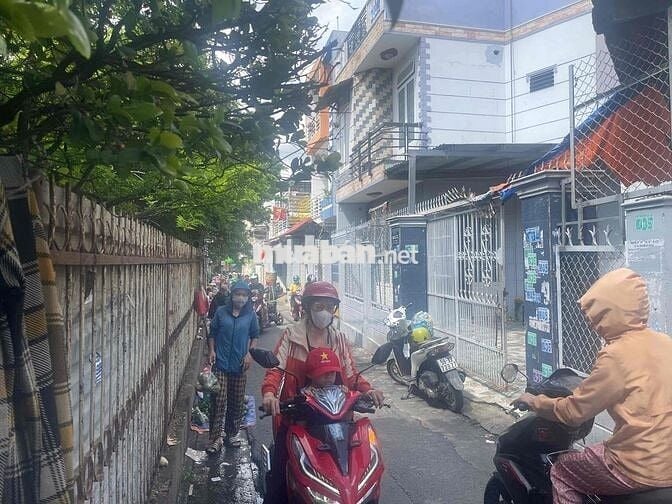 9c, ds 5, linh xuân, hẻm thông xe hơi