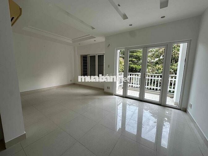 RẺ NHẤT Q7 - BIỆT THỰ DT 7x15m, 4 TẦNG - GIÁ CHỈ 28tr