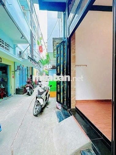 Nhà cho thuê nguyên căn 7 triệu.p12Q8
Chân cầu nhị thiên đường