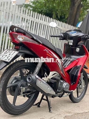Mình cần bán hệ xe cọp fi 2014 xe trùm mền vỏ còn