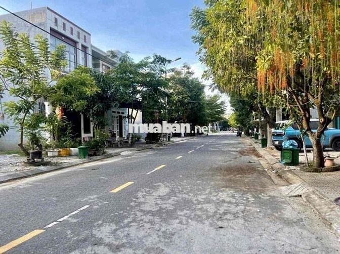 BÁN LÔ ĐẤT MT 7M5 LÝ TỬ TẤN -DT 100M2 NGANG 5M GẦN BIỂN