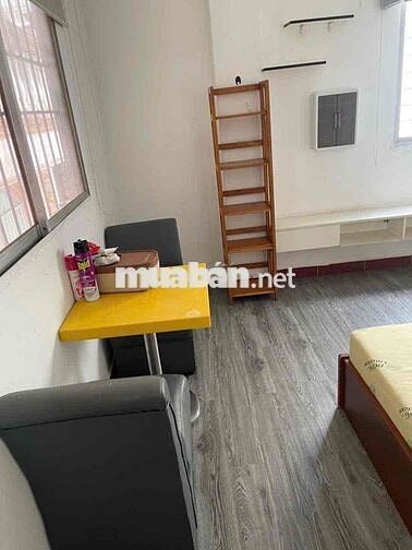 Tìm 2 bạn nữ ở ghép đường Cô Giang