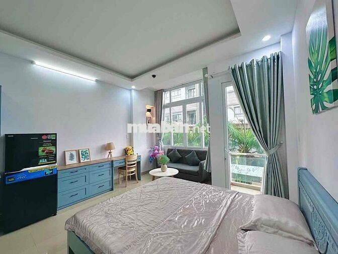 Phòng Ban Công Full Nội Thất_ Giá Rẻ_An Ninh ngay Ngã Tư Bảy Hiền