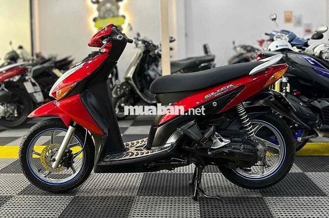 Click đẹp, máy êm thì thầm bao vọt biển SG
