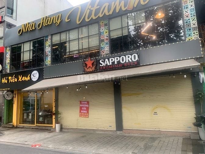 Sang gấp nhà hàng lẩu nướng lô góc  MP Chùa Láng chỉ 60tr/tháng