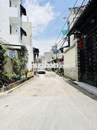 Bán nhà Trung Mỹ Tây quận 12, 68m2, 4tầng hxh,shr.