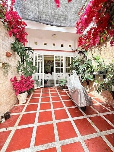MT Đường số 41,Q7, DT: 72m2, 5Tầng , Ngang4x18m, Nhỉnh 18tỷ TL