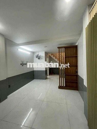 cho thuê nhà nguyên căn.2pn3wc . phan đình phùng p15 PN