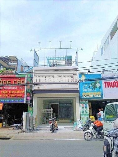 NHÀ CHO THUÊ MẶT TIỀN ĐƯỜNG ÂU CƠ DT: 4,5 X 30M, GẦN ĐƯỜNG BA VÂN