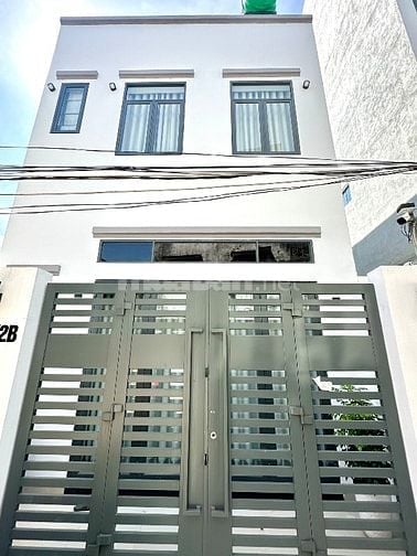 Nhà MỚI 1 trệt 1 lầu 5,2x11 Tỉnh Lộ 10 gần TÊN LỬA - Giá 5,3 tỉ