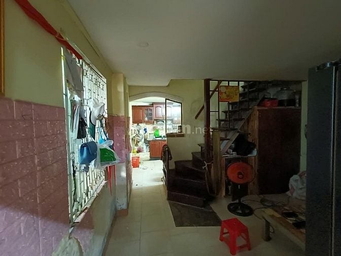 Bán nhà CMT8 6.4x17 Nở hậu 7m nhà C4 tiện xây dựng Giá: 16t8