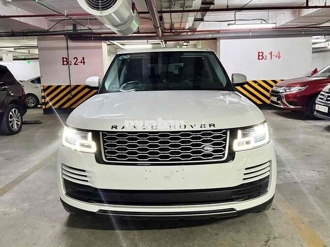 LandRover Range Rover Vouge 3,0 2019 - 50000 km