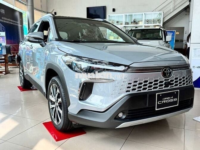 Toyota Cross 1.8V giá cực tốt - xe giao ngay