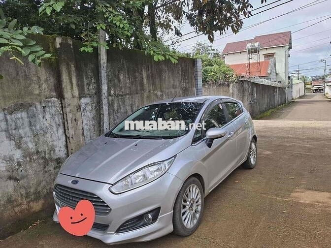 Ford Fiesta 2016 1.5 AT Titanium - 100000 km