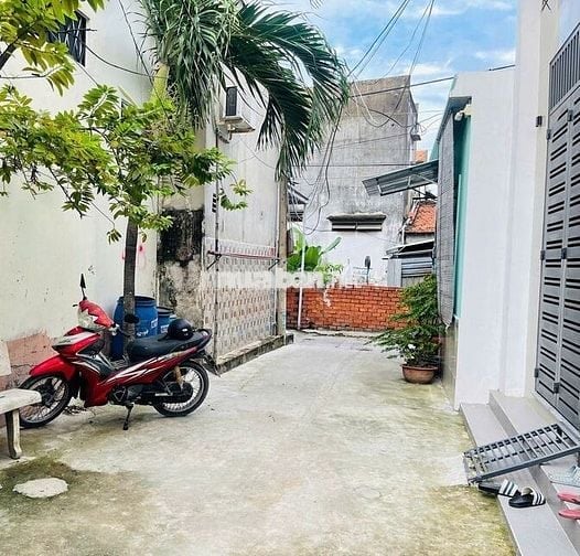 Nhà 2 tầng Hiệp Bình Phước 2 PN vào ở ngay giá 2.75 tỷ thương lượng
